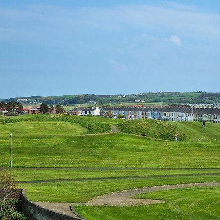 Ferienwohnung 5 Dunluce Park - Portrush By The Sea Exterior foto