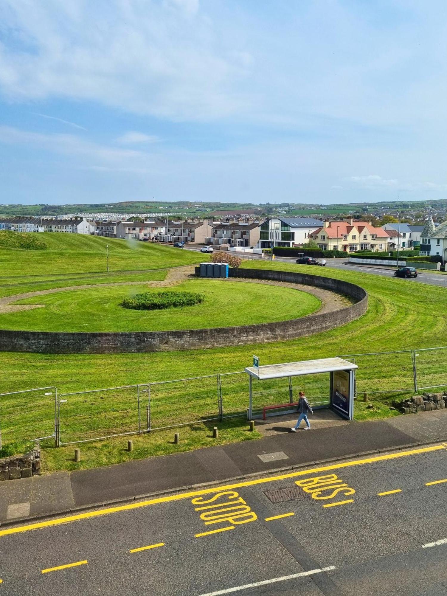 Ferienwohnung 5 Dunluce Park - Portrush By The Sea Exterior foto