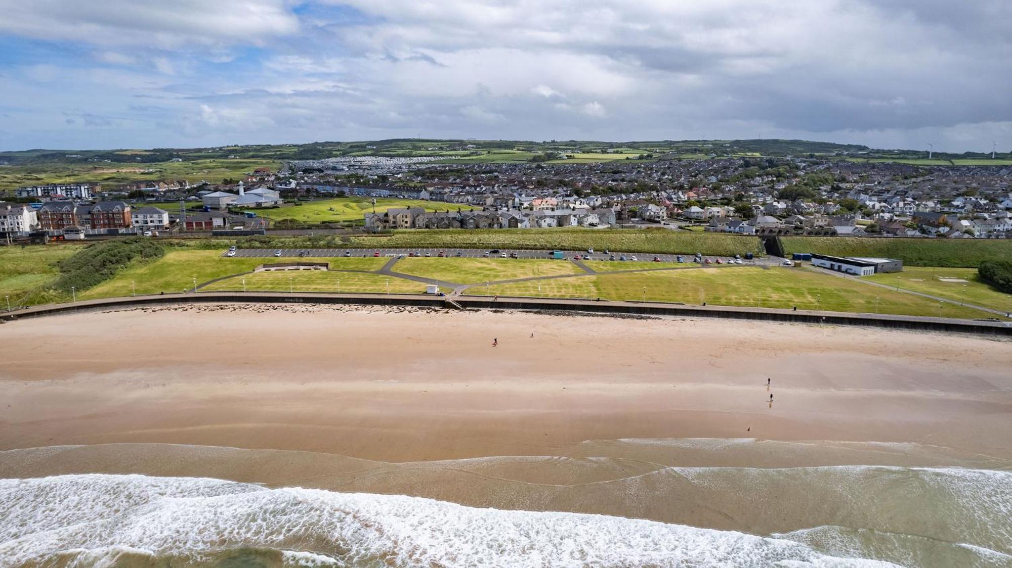 Ferienwohnung 5 Dunluce Park - Portrush By The Sea Exterior foto